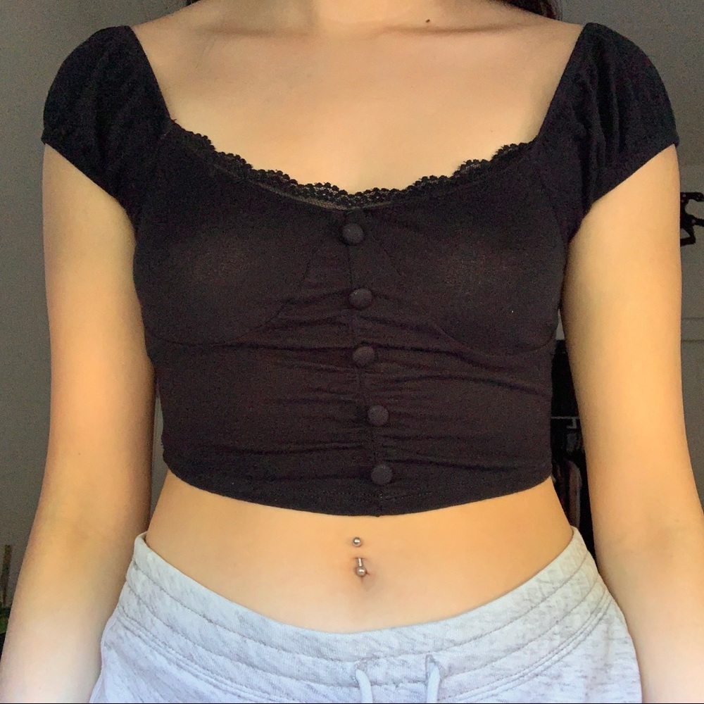 black sweetheart neckline top